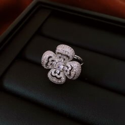 Four-petal Flower Clavicle Chain Fashion Special-interest Jewelry Suit Women - Silver Ring