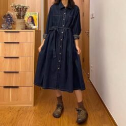 Fitted Figure-flattering Vintage-style Maxi Dress - Blue, S