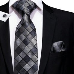 Small-batch Flexible Manufacturing Of Cashmere-like Ties - Gray And Black